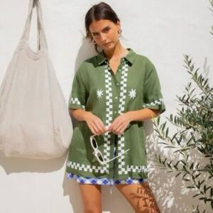 VRG GRL Mediterranean Blue Linen Button Front Shirt Green